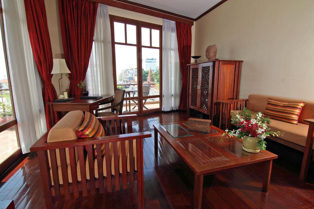 Amanjaya Pancam Suites Hotel Phnom Penh Eksteriør billede