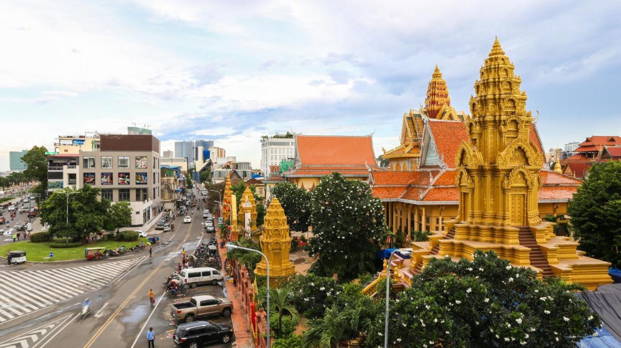 Amanjaya Pancam Suites Hotel Phnom Penh Eksteriør billede