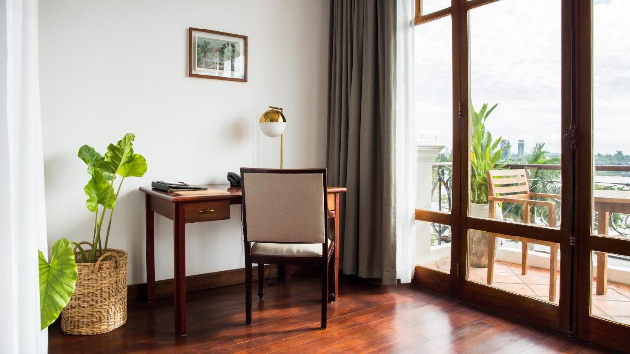 Amanjaya Pancam Suites Hotel Phnom Penh Eksteriør billede