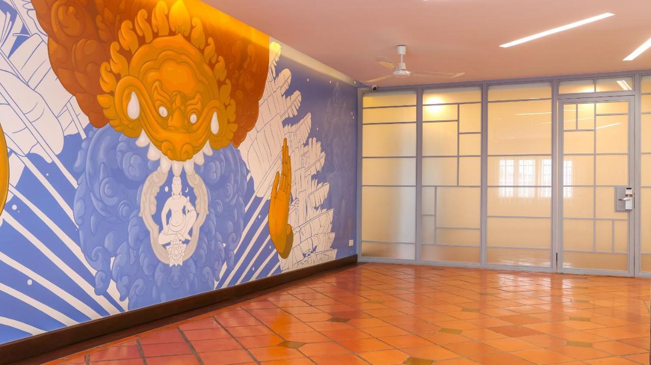 Amanjaya Pancam Suites Hotel Phnom Penh Eksteriør billede