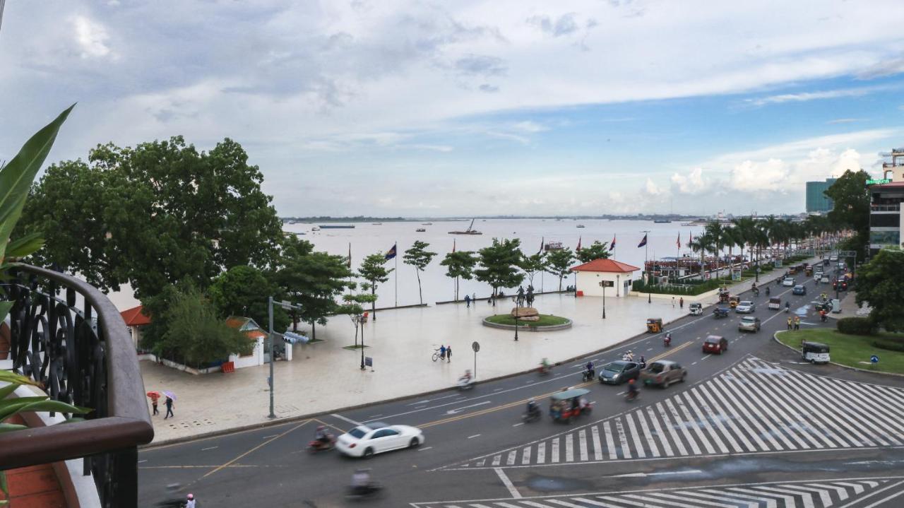 Amanjaya Pancam Suites Hotel Phnom Penh Eksteriør billede